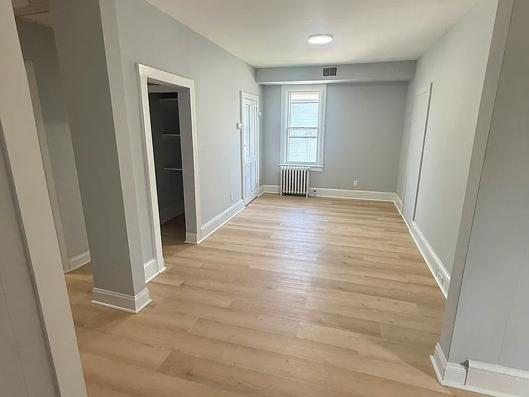 207 Chester Pike — Photo 7