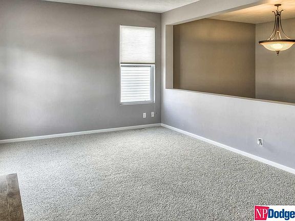 5th image of 14203 Kelly Dr