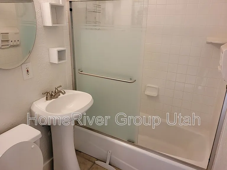 417 E Cleveland Ave — Photo 11