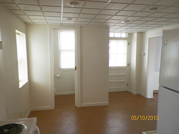 Dining room & powder room