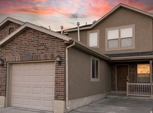 157 W Arlington Way, Harrisville, UT 84414