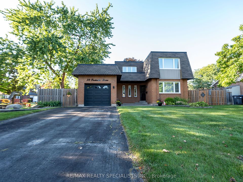 1st image of 39 Parkside Dr