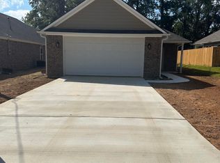 202 Alma St, Longview, TX 75605