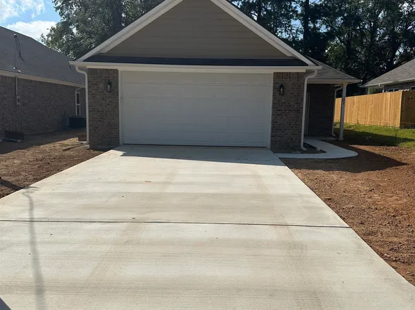 202 Alma St, Longview, TX 75605