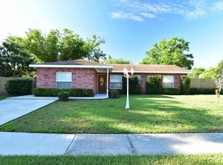 2009 Whispering Sands Ct, Dover, FL 33527