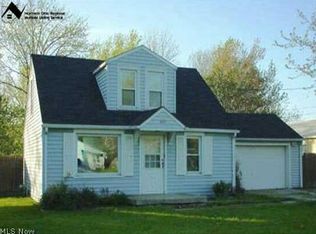 420 Singer Ave, Grand River, OH 44045