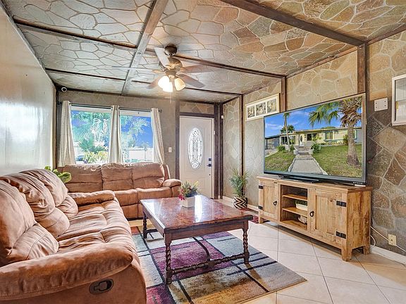 4th image of 5601 SW 38th Street