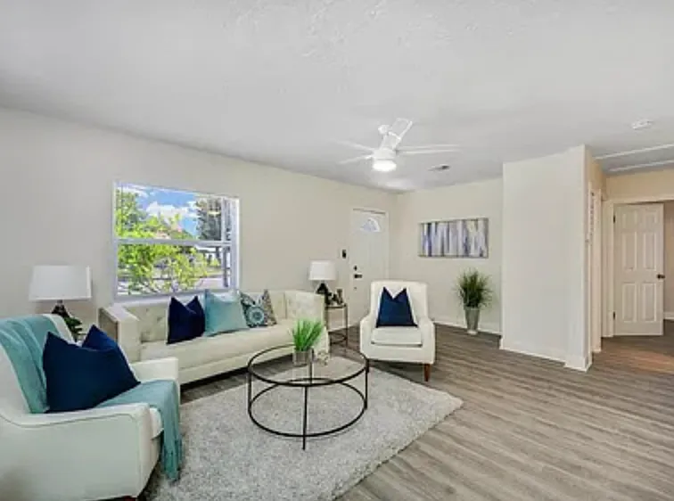 1763 30th Ave N #1 — Photo 7