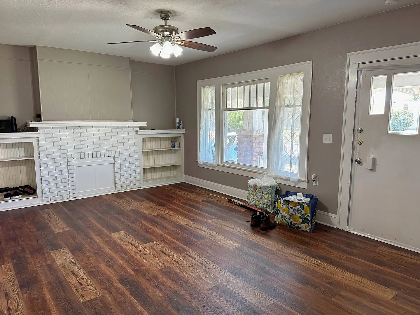 1710 Monroe St — Photo 3