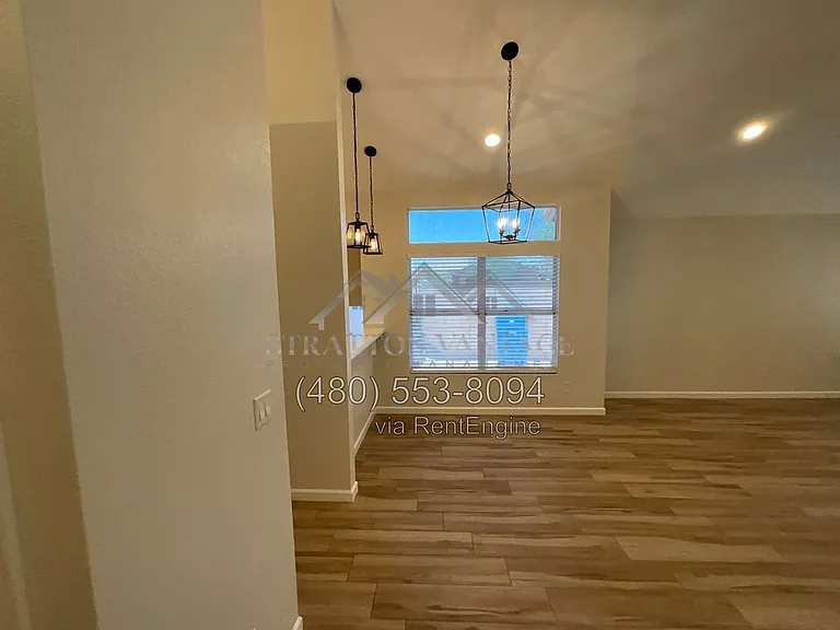 16828 S 13th Way — Photo 10