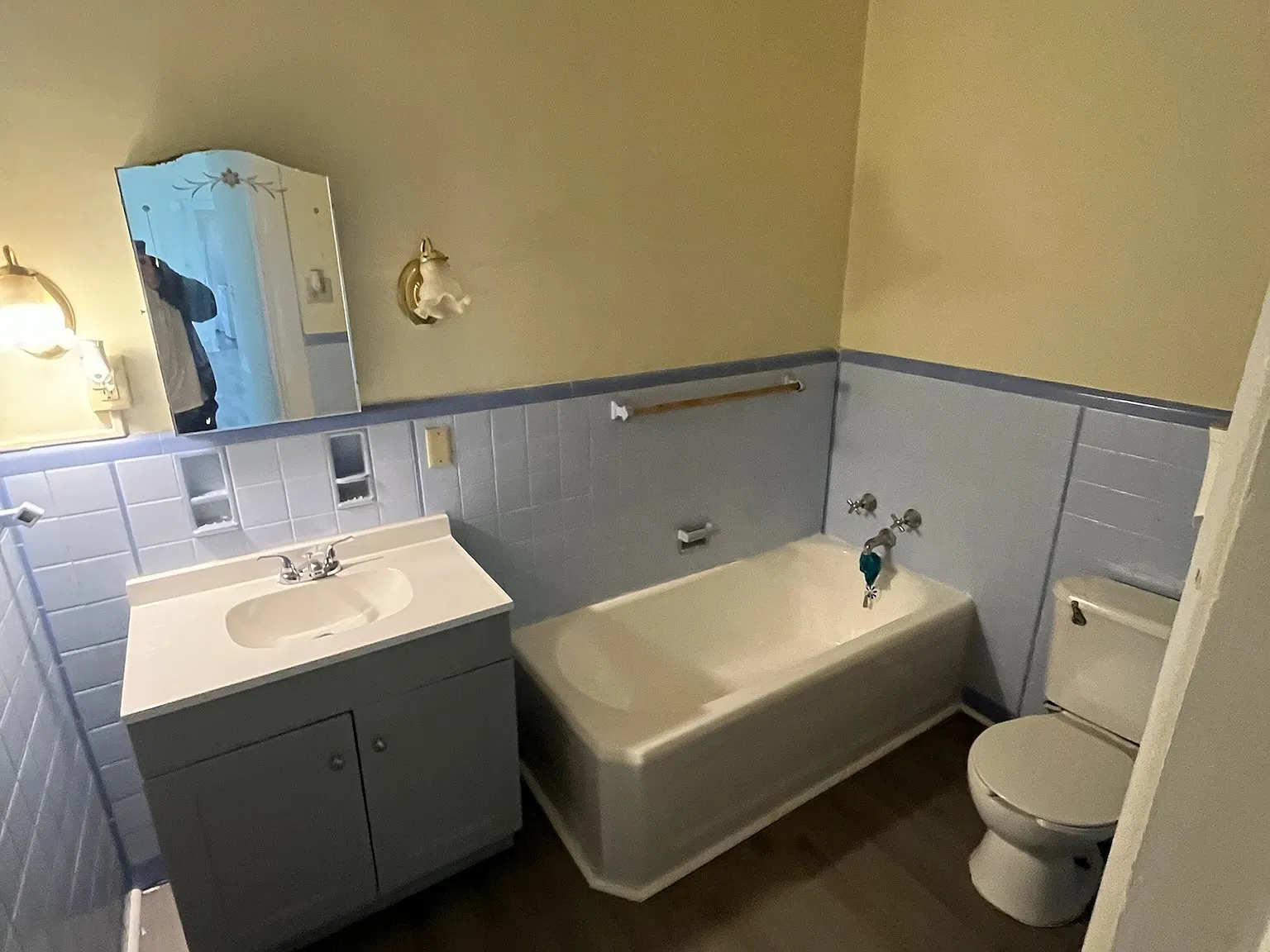 1 bed, $1,050 — Photo 2