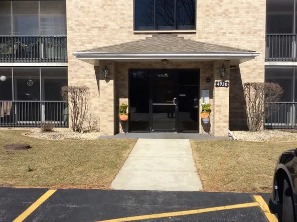 4930 134th Ct APT 304, Crestwood, IL 60418