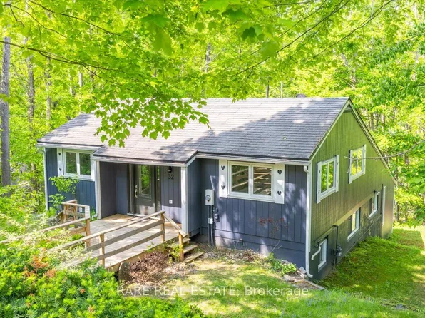 32 Oneida Ave, Oro Medonte, ON L0K 1E0