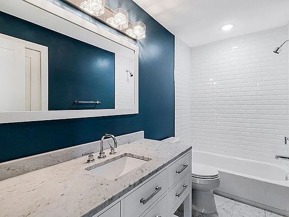 4th image of 205 V St NW #202