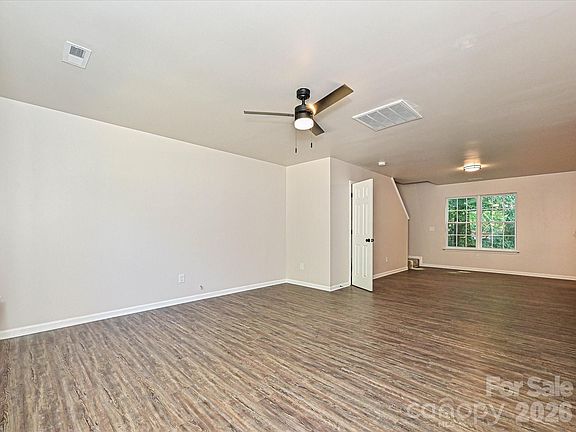 3rd image of 2605 Marmac Rd