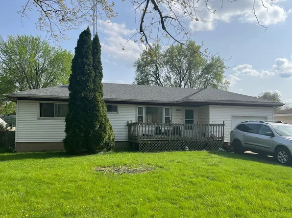 2692 E 1000n Rd, Kankakee, IL 60901