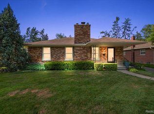 17330 Beverly Rd, Beverly Hills, MI 48025