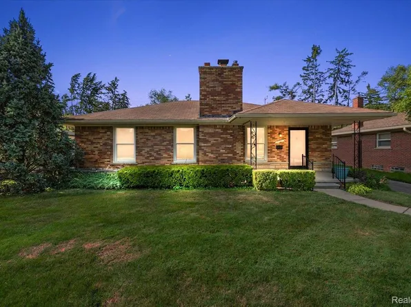 17330 Beverly Rd, Beverly Hills, MI 48025