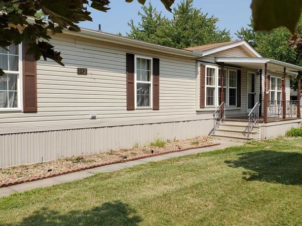 182 Ashwood Ave, Elyria, OH 44035