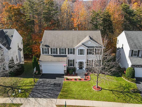 5th image of 47 Fountain Dr