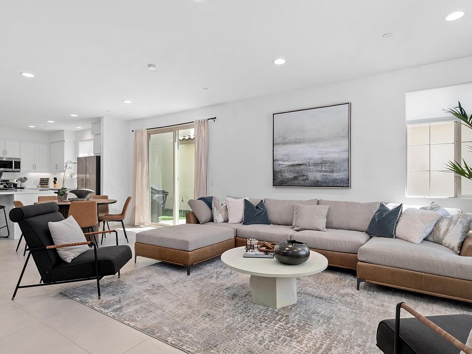 Welcome to Desert Breeze, a 3-bedroom & 2.5-bath, catering to those seeking a modern retreat.