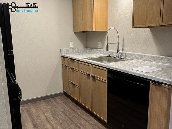 4th image of 408 W Cale St APT 8