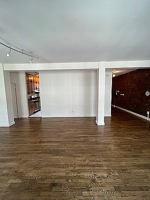 4th image of 314 W 94th St APT 5C