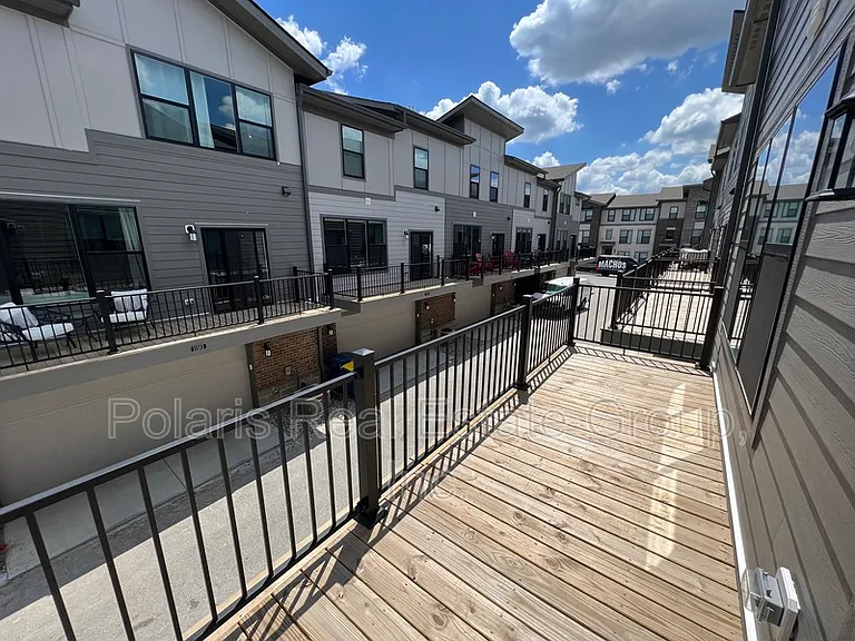 11585 Fulham St — Photo 11