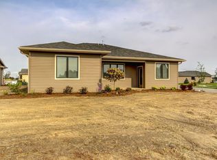 2100 Riverstone Dr, Springfield, IL 62711