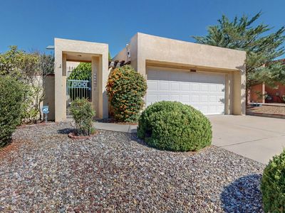 10513 Camino Del Oso NE, Albuquerque, NM, 87111