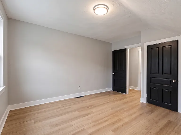 833 Stanton Ave #3 — Photo 5