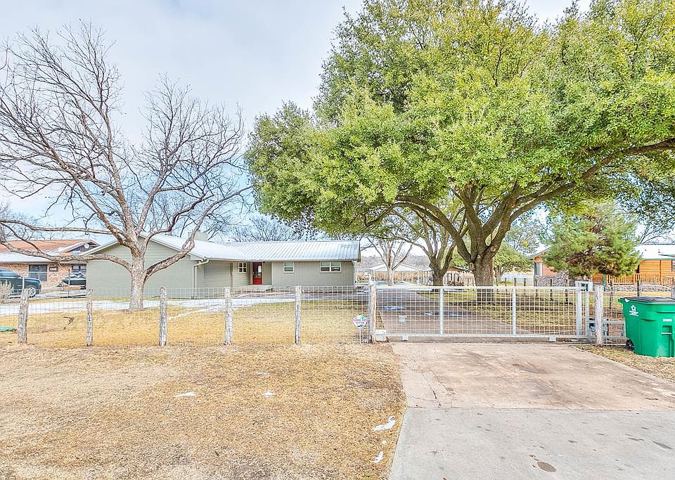 1st image of 1514 S Concho Dr