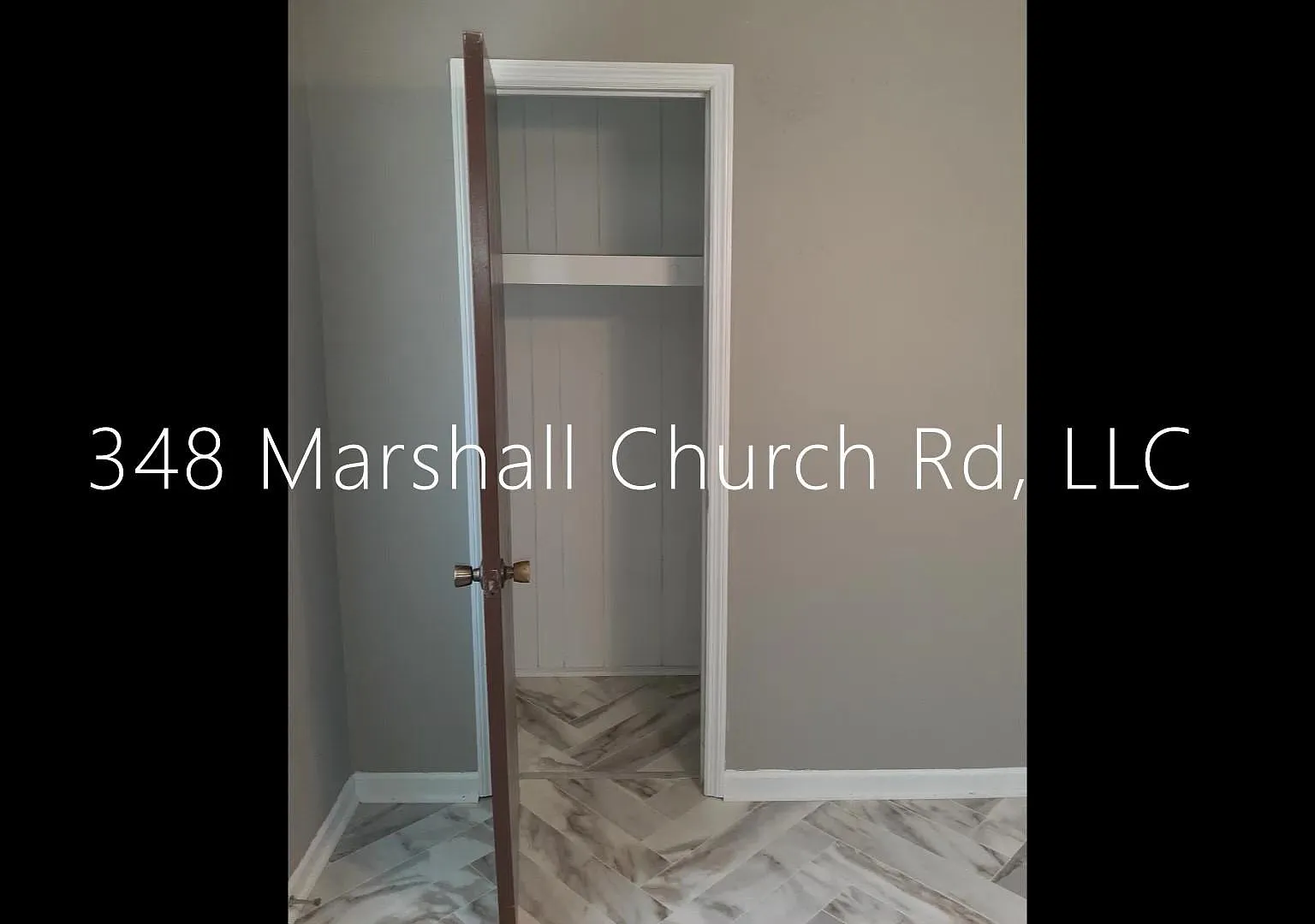 3 bed, 975 sqft, $1,400 — Photo 2