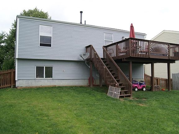4th image of 5179 Aurora Dr