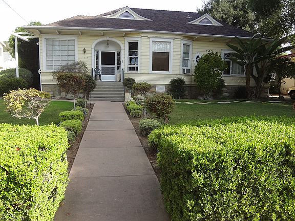 4th image of 733 E Santa Paula St