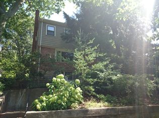 90 Risley Rd, Brookline, MA 02467