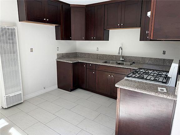2nd image of 2052 Lewis Ave