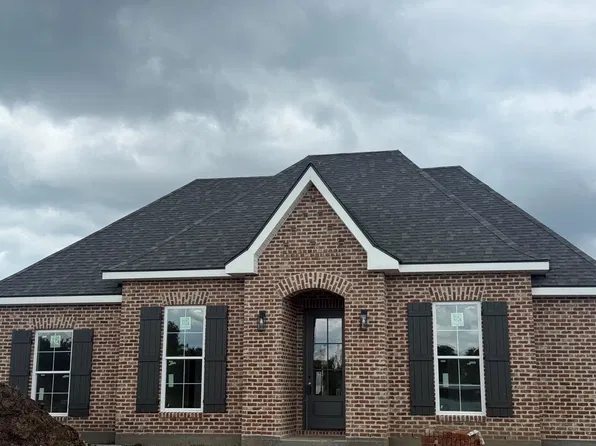 223 Newsom Dr, Houma, LA 70360