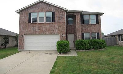 2nd image of 1716 Silverwood Ln