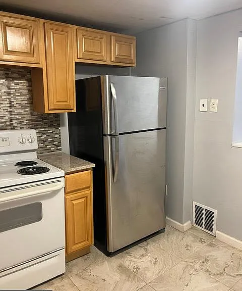 2070 E Haines St — Photo 19