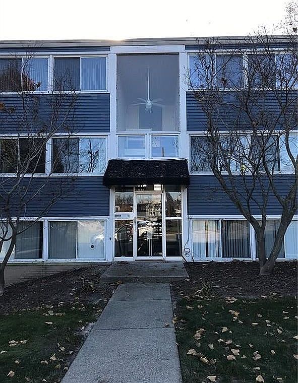 2419 Riverside Dr APT 309, Trenton, MI 48183 Zillow
