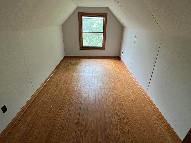 1132 Sycamore St #1/2 — Photo 10