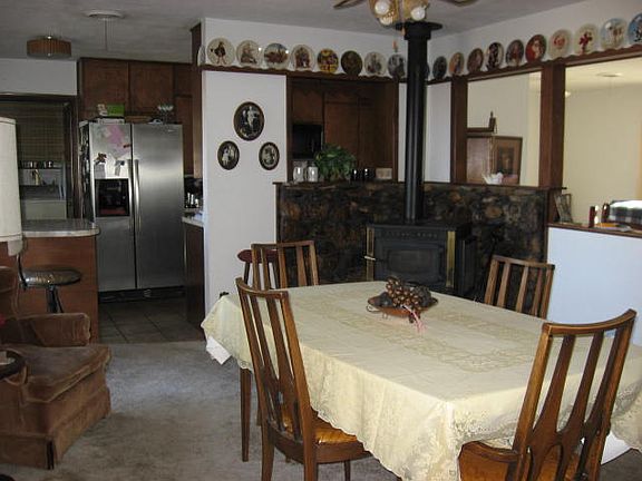 5th image of 425 W Mesa Vista Ave