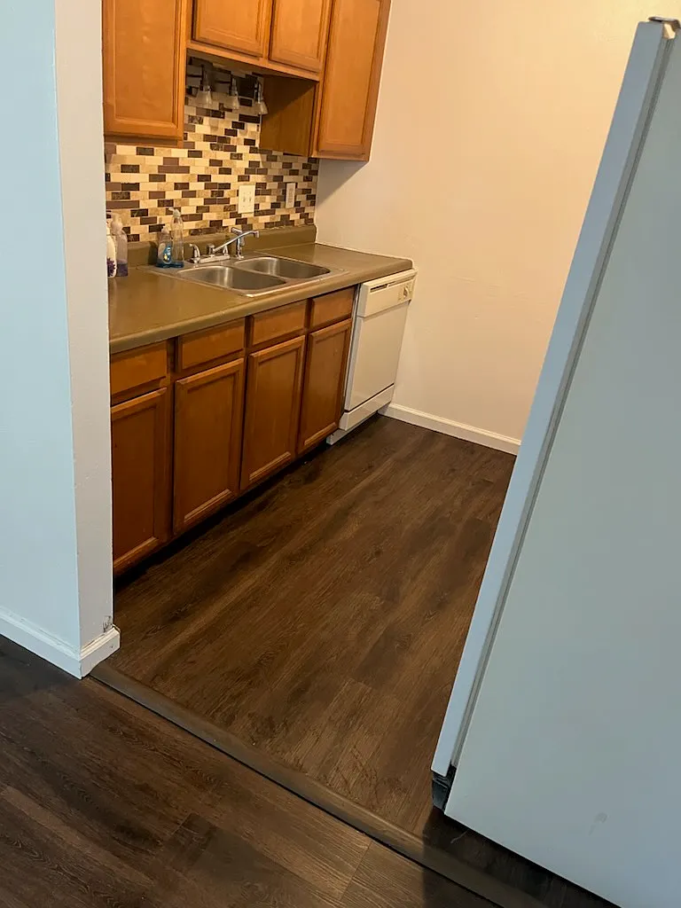 2 bed, 1.5 bath, $850 — Photo 4