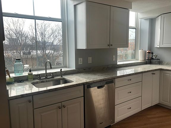 2nd image of 3 Essex St #33