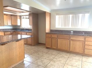 13593 1st St, Victorville, CA 92395