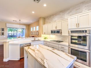 43 Moraine Dr, Henderson, NV 89052