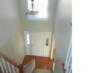 302 Falcon Hill Dr, O'Fallon, MO 63368