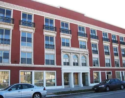 1st image of 405 E Oakwood Blvd APT 4B