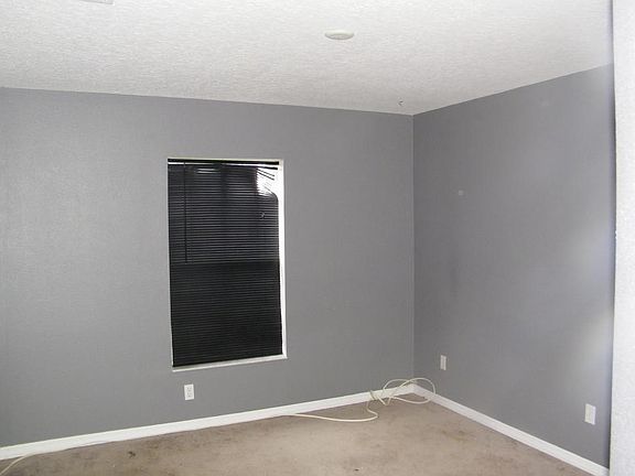 4th image of 3413 Silver Palm Dr
